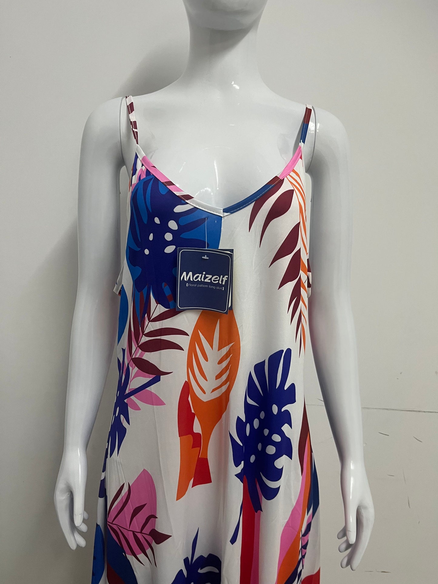 【Maizelf Tropical Leaf Print Maxi Slip Dress】—— Effortless Vacation Style for Warm Days