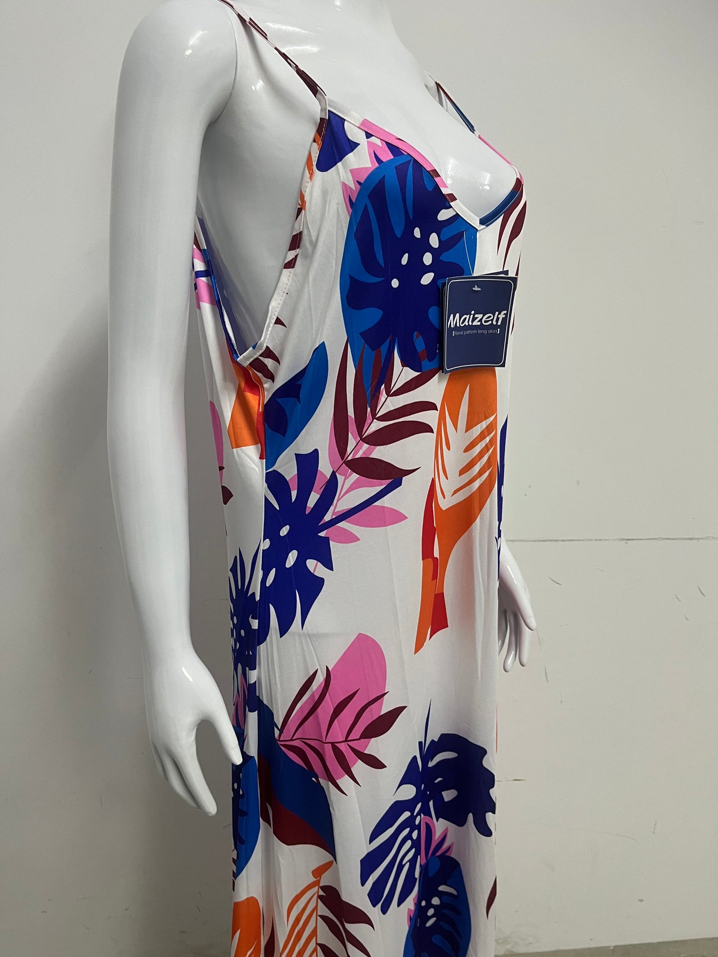 【Maizelf Tropical Leaf Print Maxi Slip Dress】—— Effortless Vacation Style for Warm Days