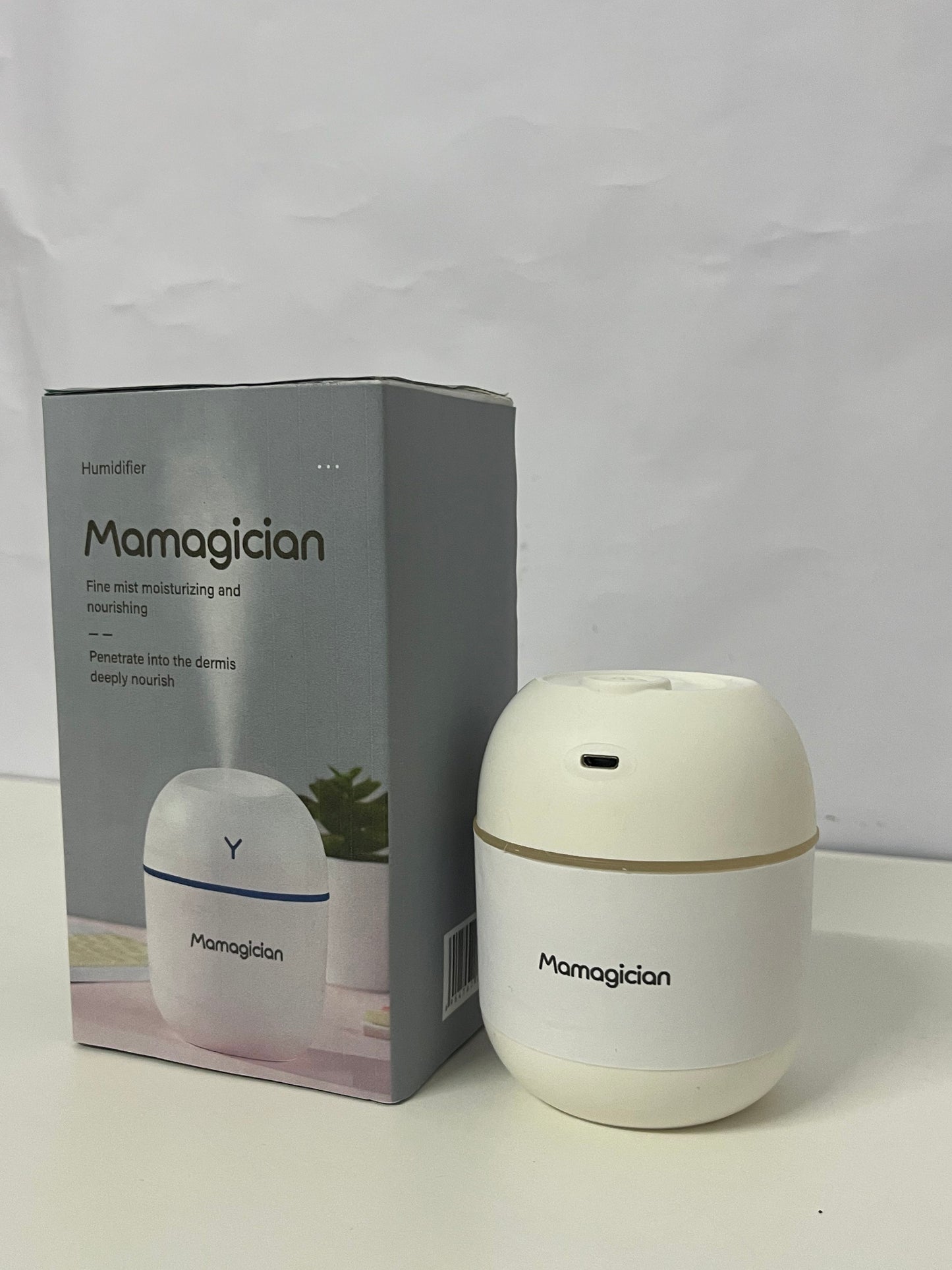 [Mamagician Humidifiers]-Mini USB Humidifier - Quiet Desktop & Bedroom Hydration Device