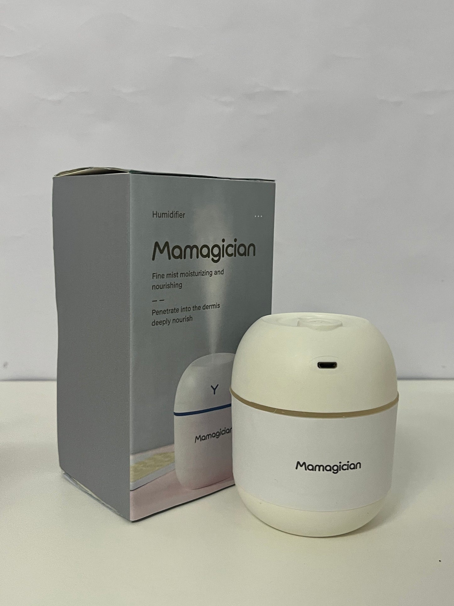 [Mamagician Humidifiers]-Mini USB Humidifier - Quiet Desktop & Bedroom Hydration Device