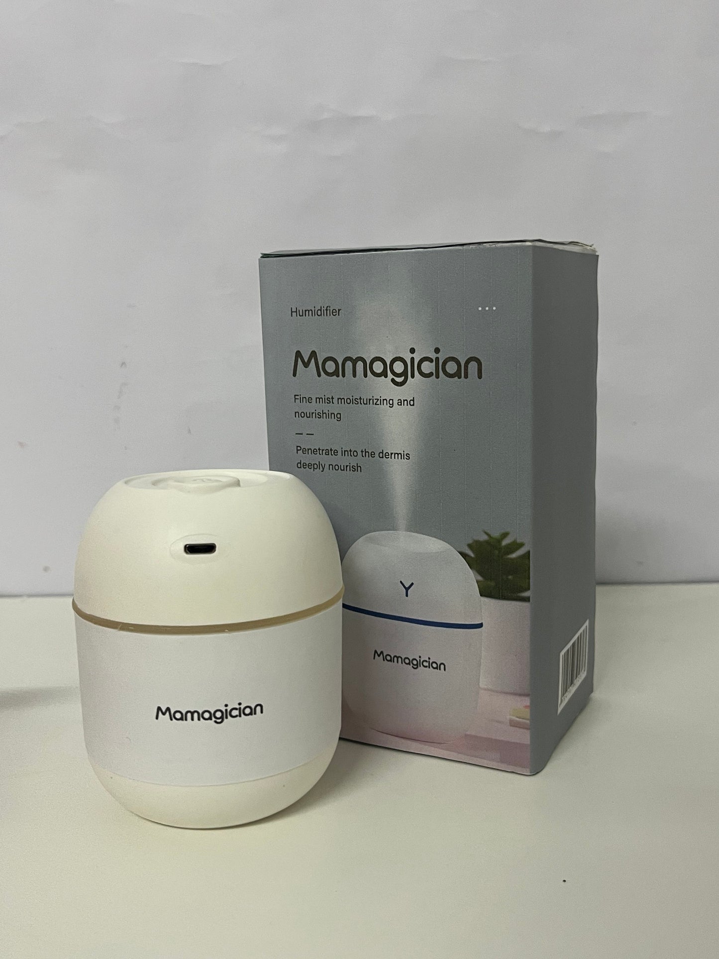 [Mamagician Humidifiers]-Mini USB Humidifier - Quiet Desktop & Bedroom Hydration Device