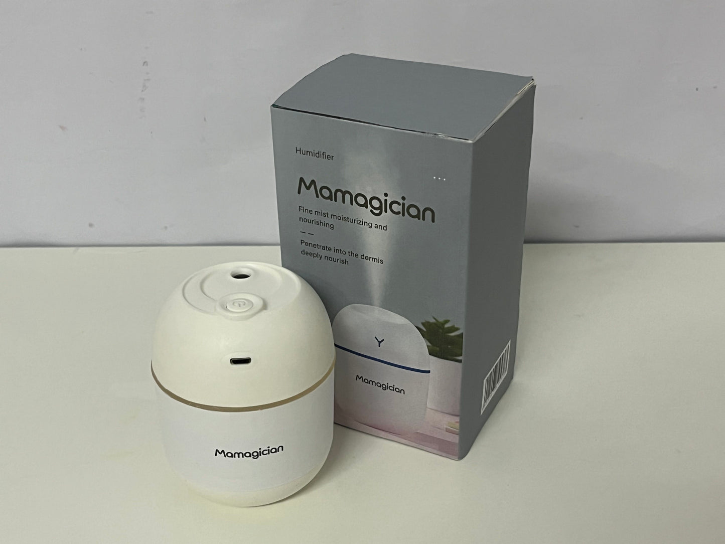[Mamagician Humidifiers]-Mini USB Humidifier - Quiet Desktop & Bedroom Hydration Device