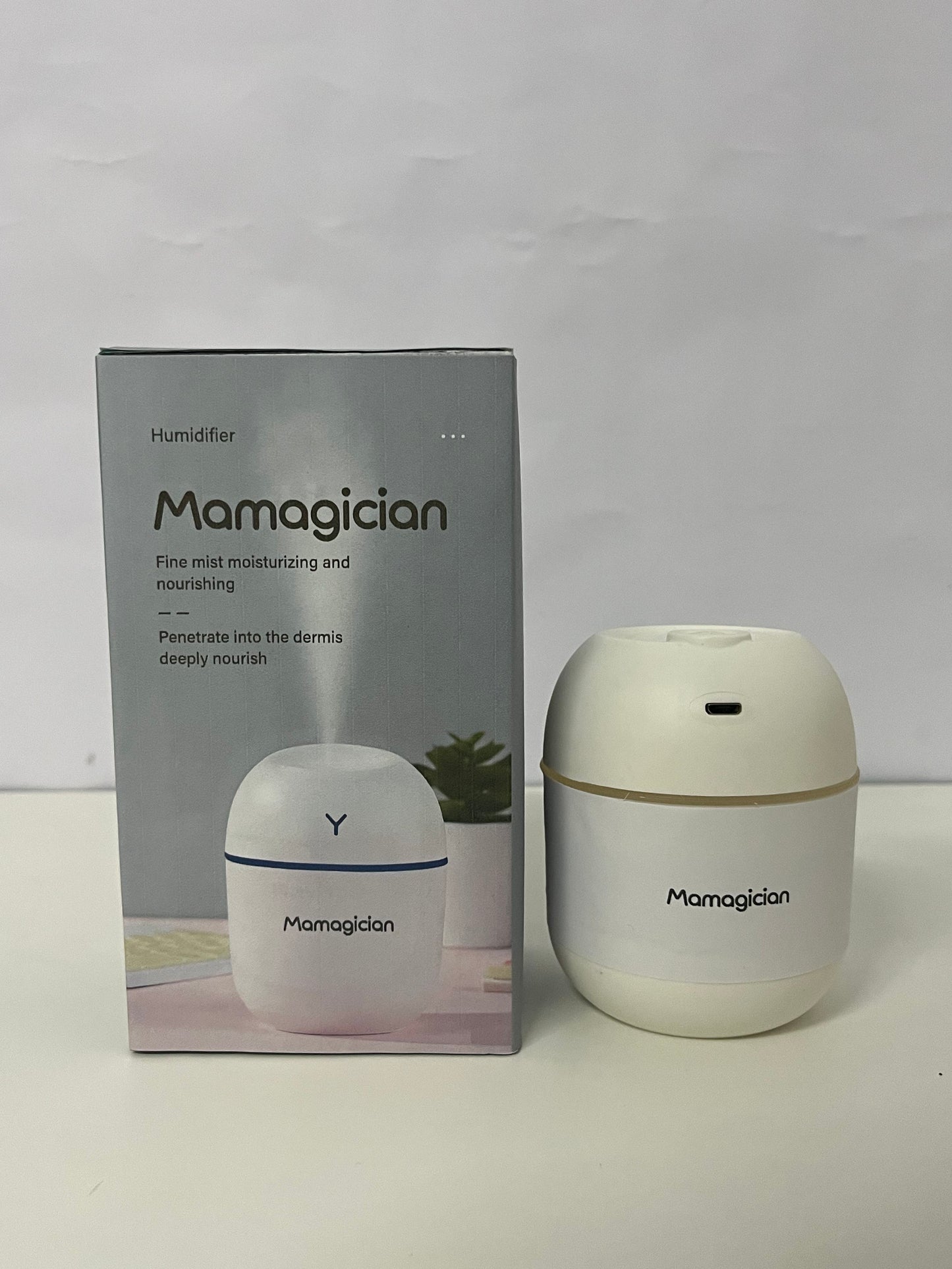 [Mamagician Humidifiers]-Mini USB Humidifier - Quiet Desktop & Bedroom Hydration Device