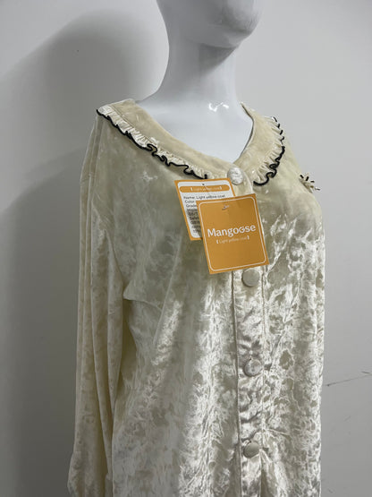 【Mangoose Crushed Velvet Sleep Top】—— Luxurious Comfort for Cozy Nights