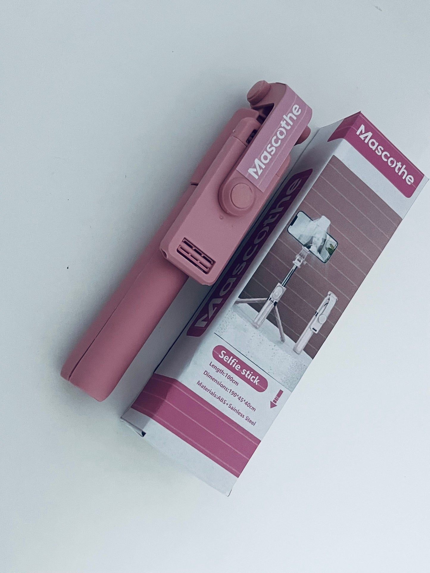 【Mascothe Selfie Stick】—— Versatile Tool for Capturing Moments