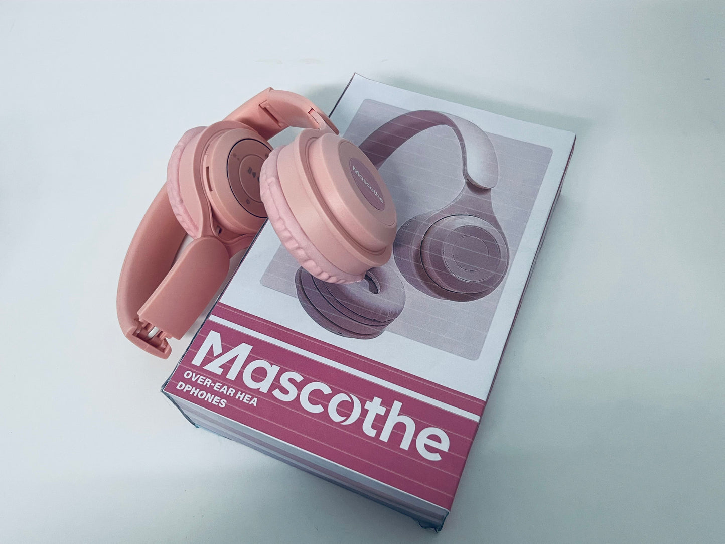【Mascothe Over-Ear Headphones】—— Stylish & Comfortable Audio Companion