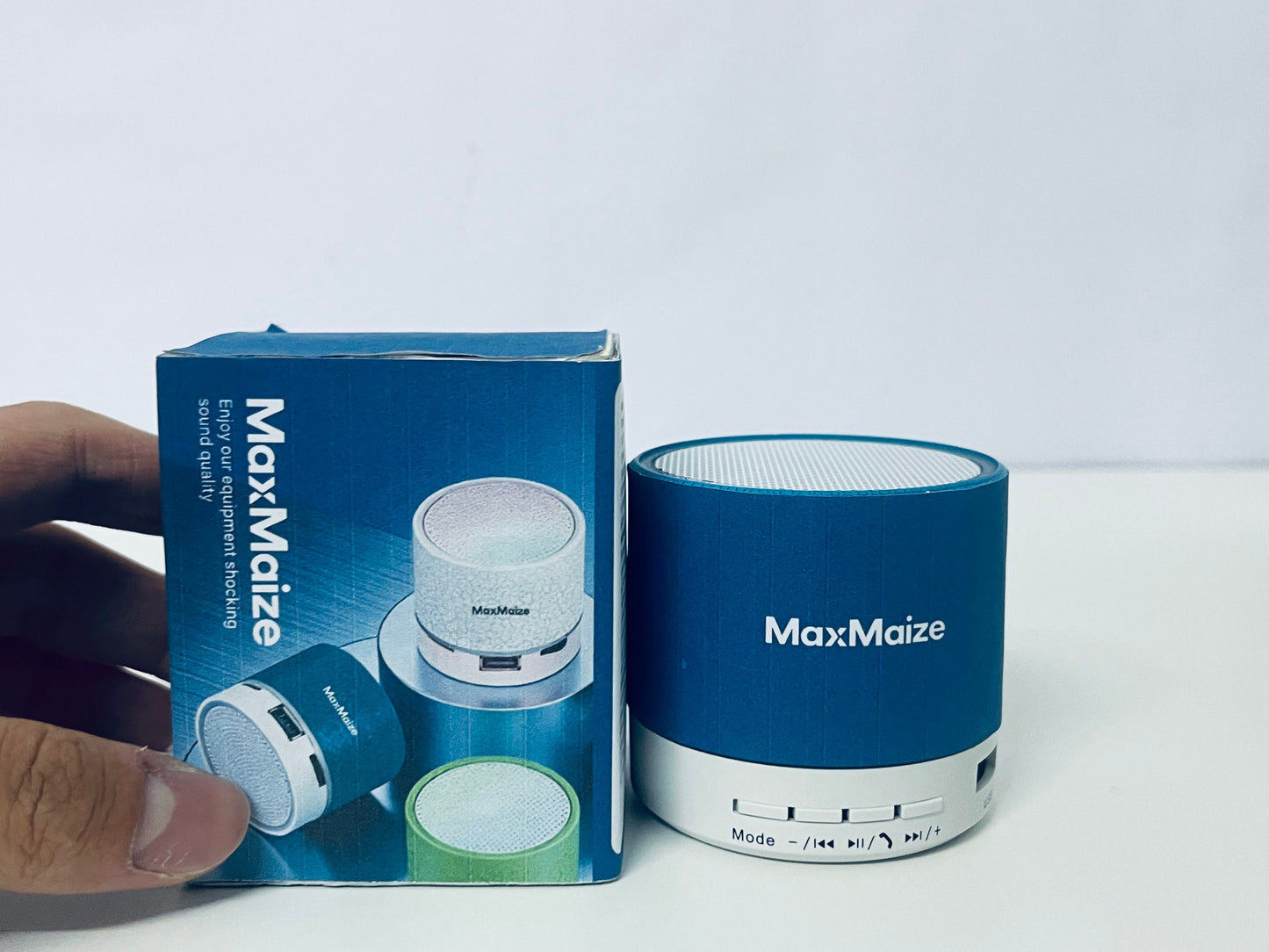 【MaxMaize Bluetooth Loudspeaker】—— Compact Speaker with Impressive Sound