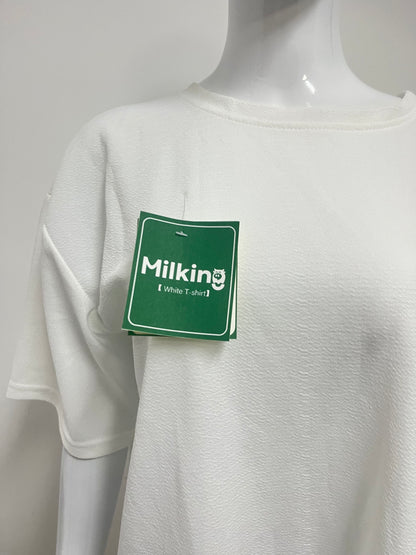 【Milking Oversized White T-shirt】—— Effortless Comfort for Everyday Style