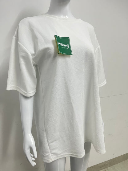 【Milking Oversized White T-shirt】—— Effortless Comfort for Everyday Style