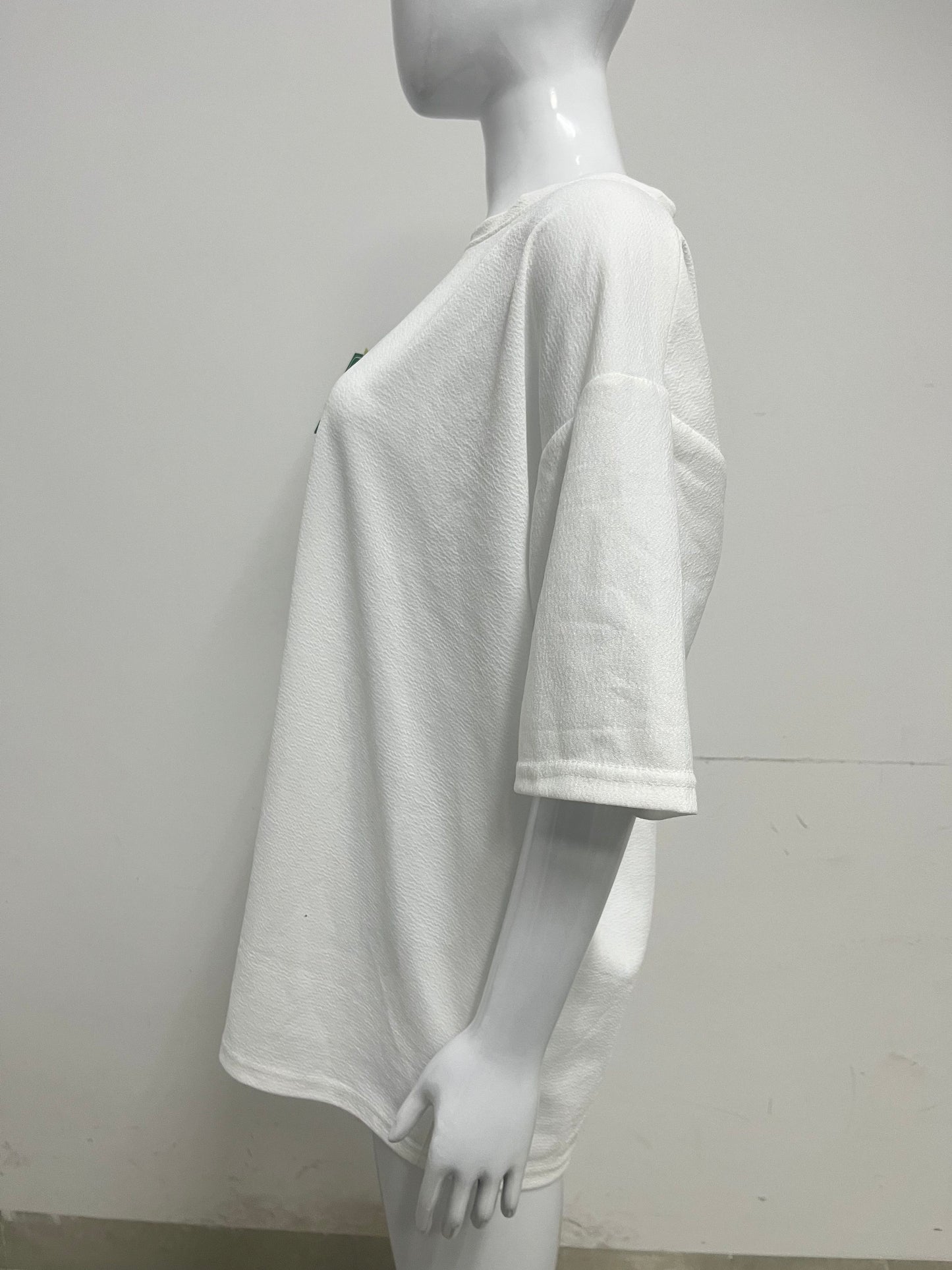 【Milking Oversized White T-shirt】—— Effortless Comfort for Everyday Style