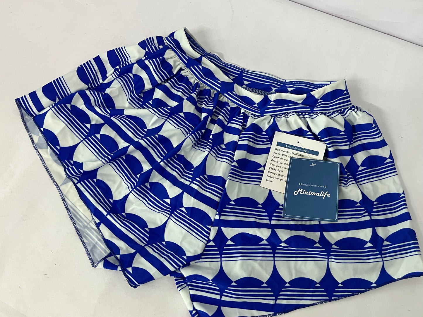 【Minimalife Blue & White Geometric Art Shorts】