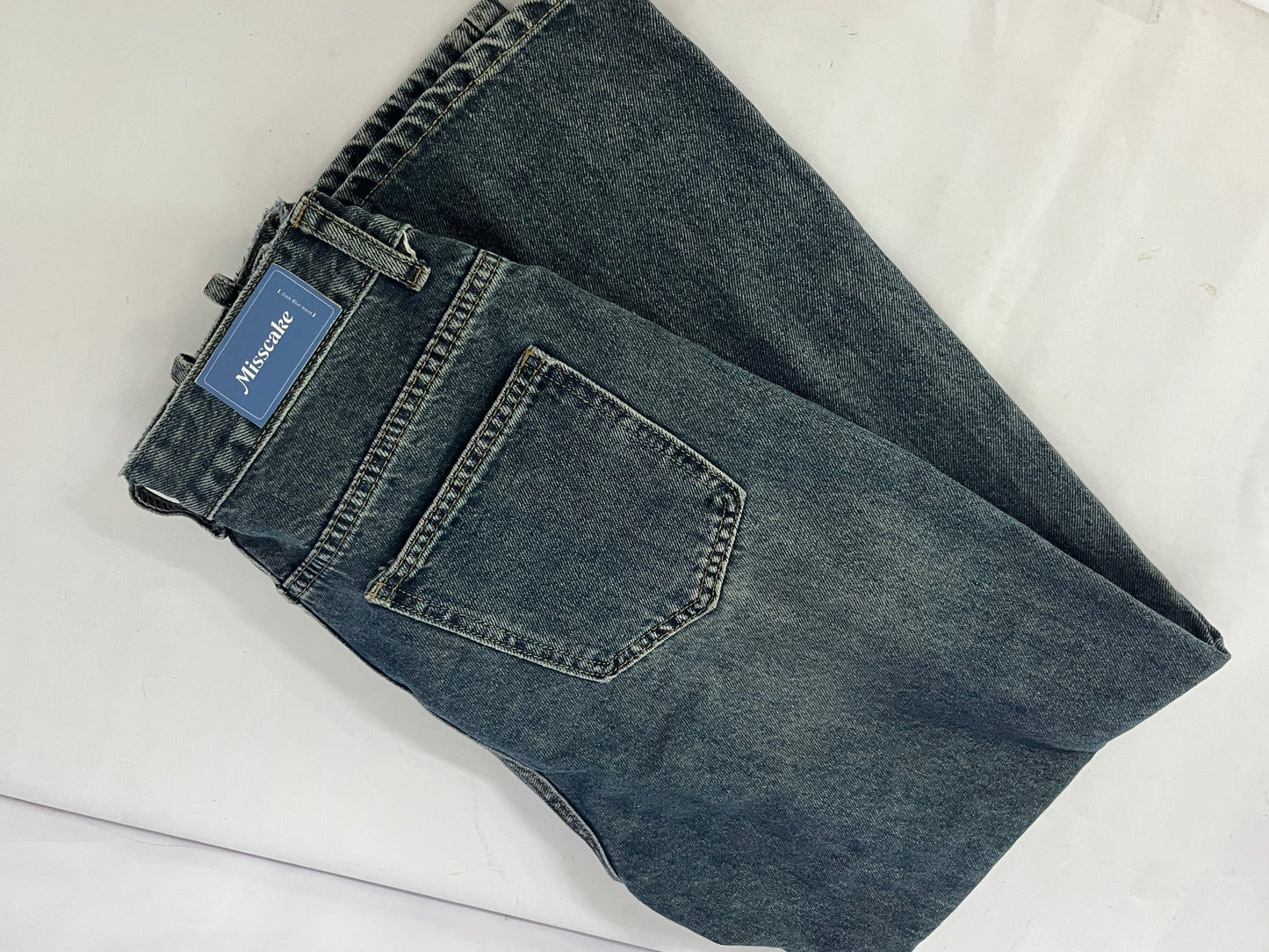 Misscake Vintage High Waist Straight Leg Jeans for Women, Distressed Washed Slim Fit Versatile Casual Denim Pants Product Highlights