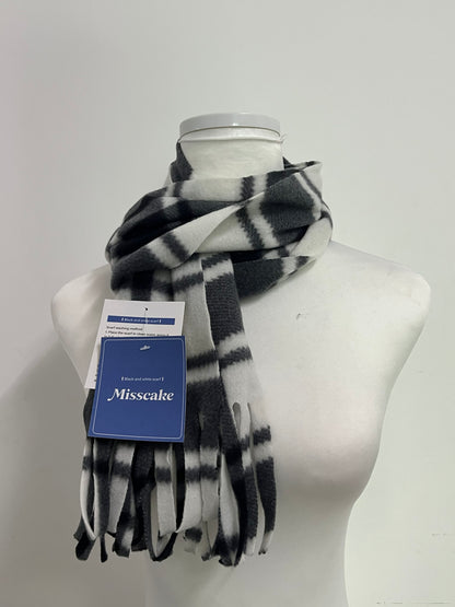 Misscake Black and White Plaid Fringe Scarf, Winter Warm Classic Versatile Fashion Scarf