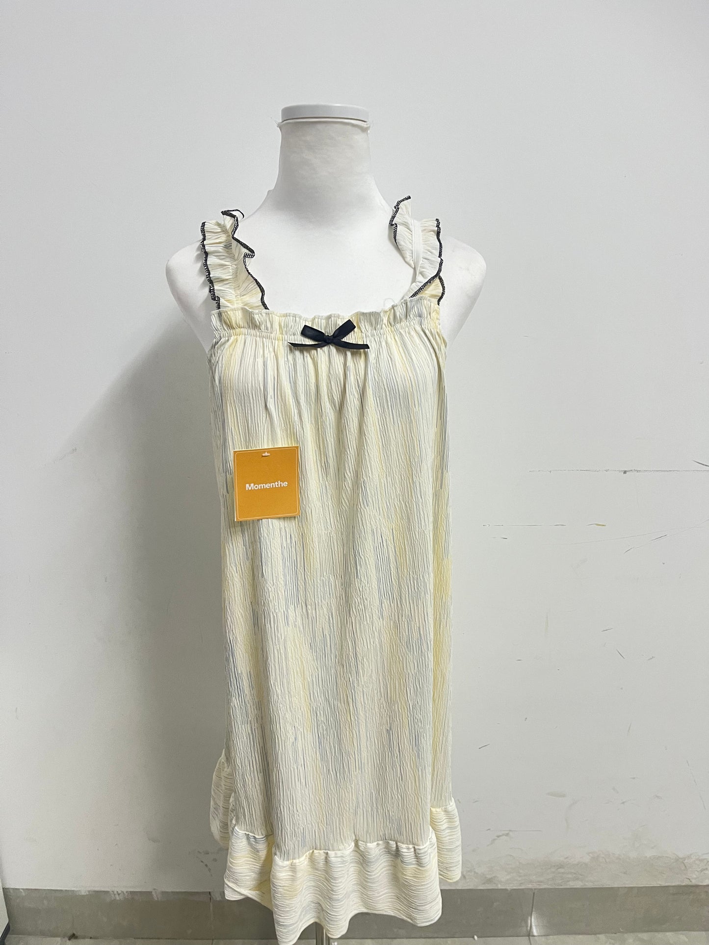 【Momenthe Pale Yellow Girl's Dress】—— Sweet & Comfortable Daily Wear Choice