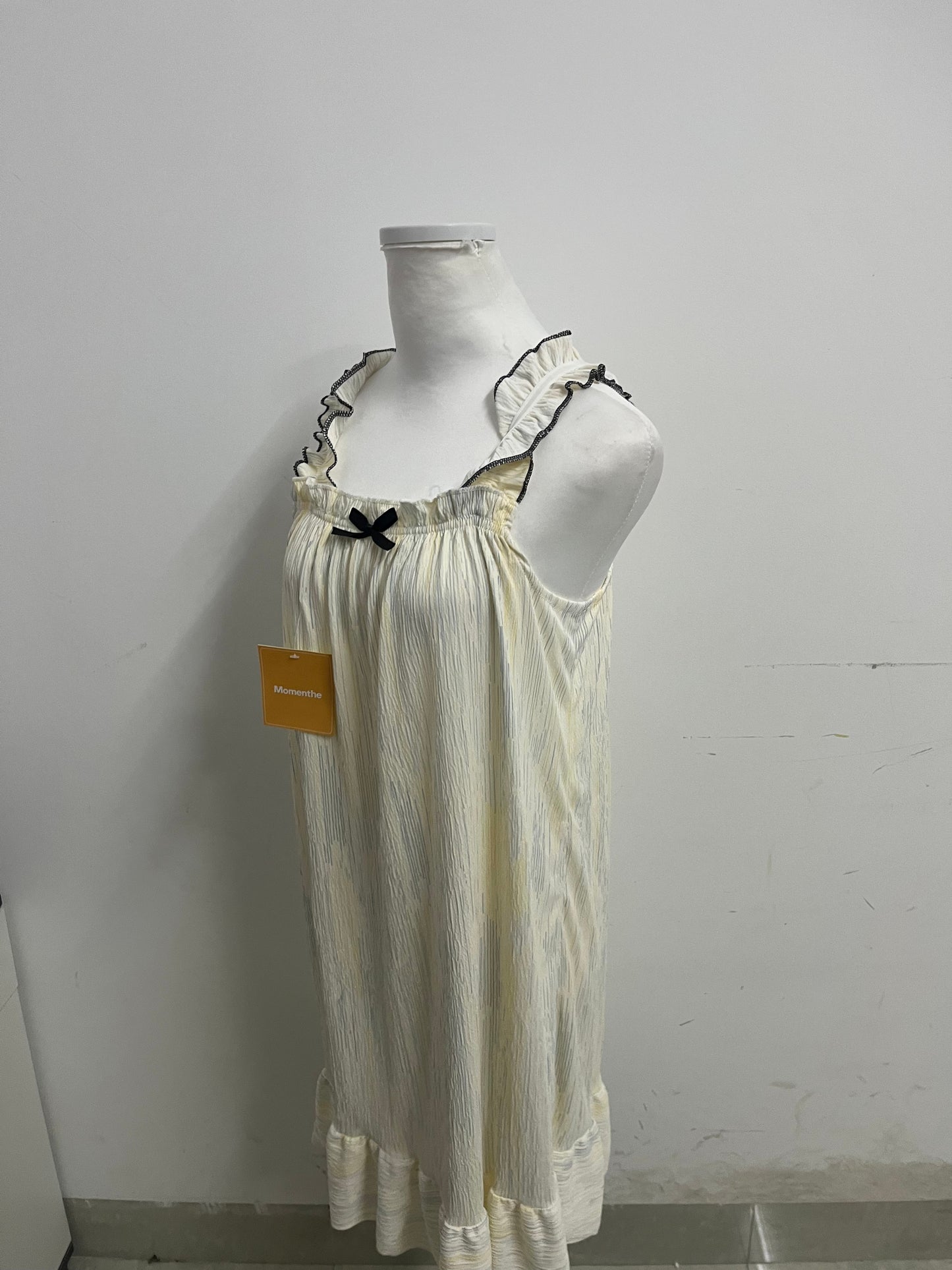 【Momenthe Pale Yellow Girl's Dress】—— Sweet & Comfortable Daily Wear Choice