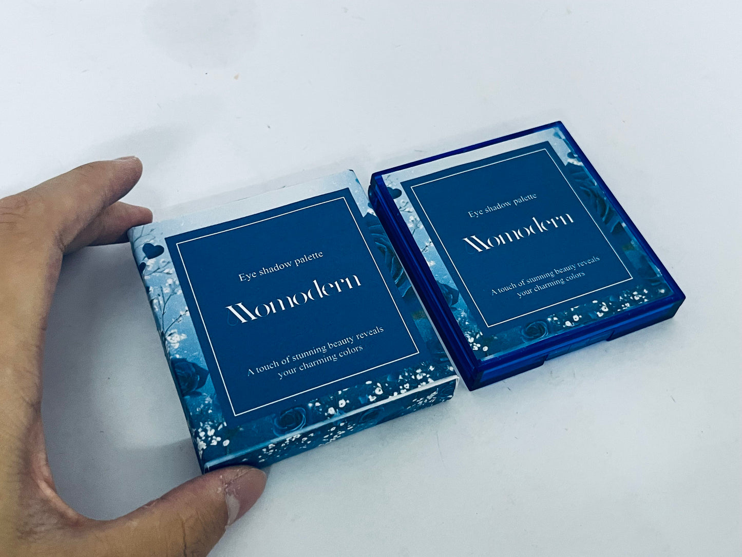 Momodern Morandi Blue 9-Color Eyeshadow Palette – Unlock Your Charming Eye Makeup Realm