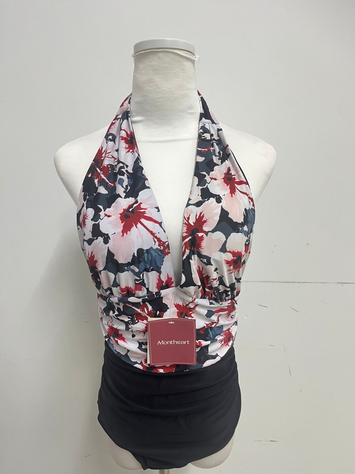 【Montheart Floral Halter Swimsuit】—— Stylish Choice of Beach & Vacation Wear