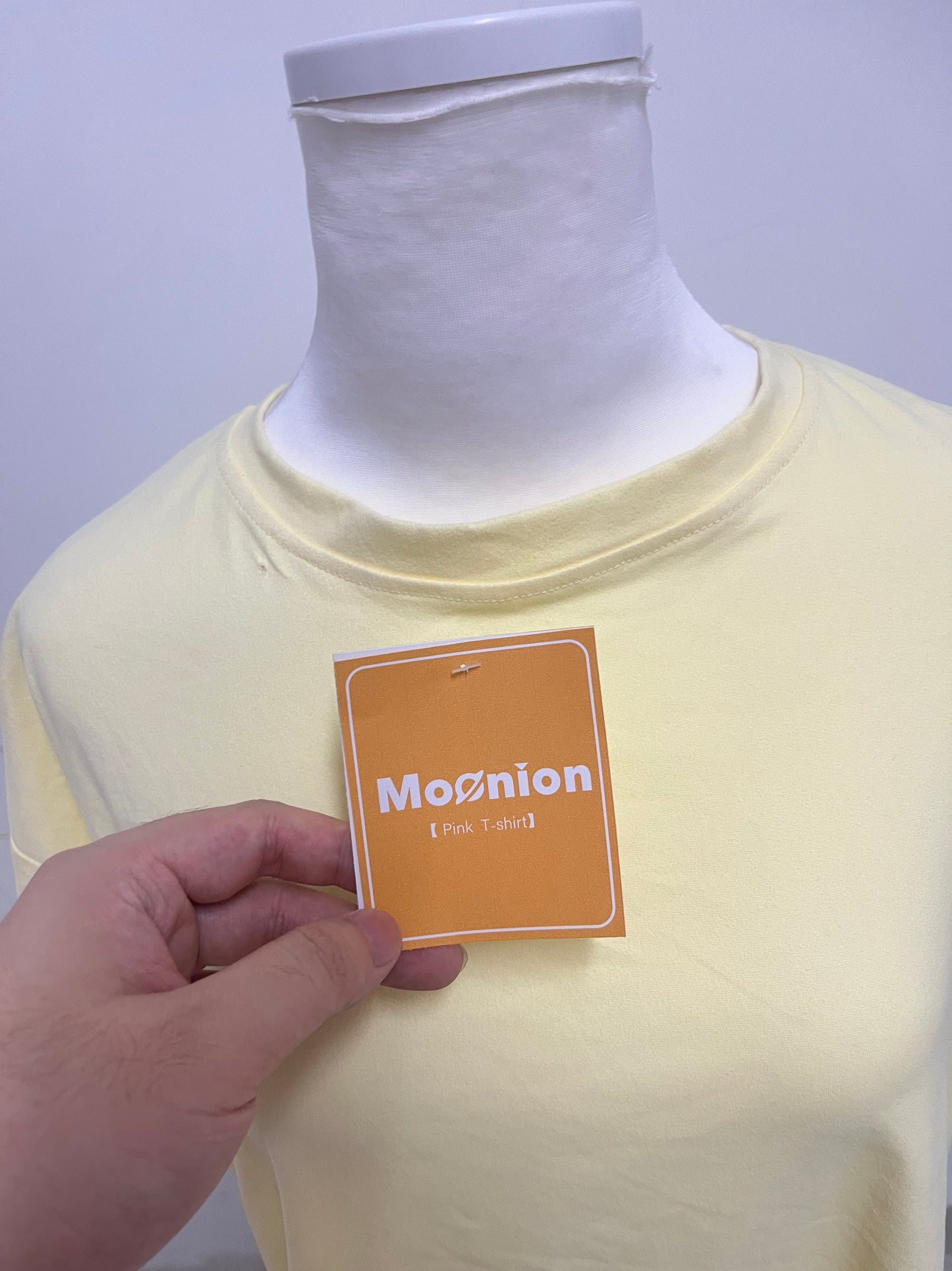 Moonion T-Shirt - 100% Mulberry Silk Yellow for Effortless Luxury