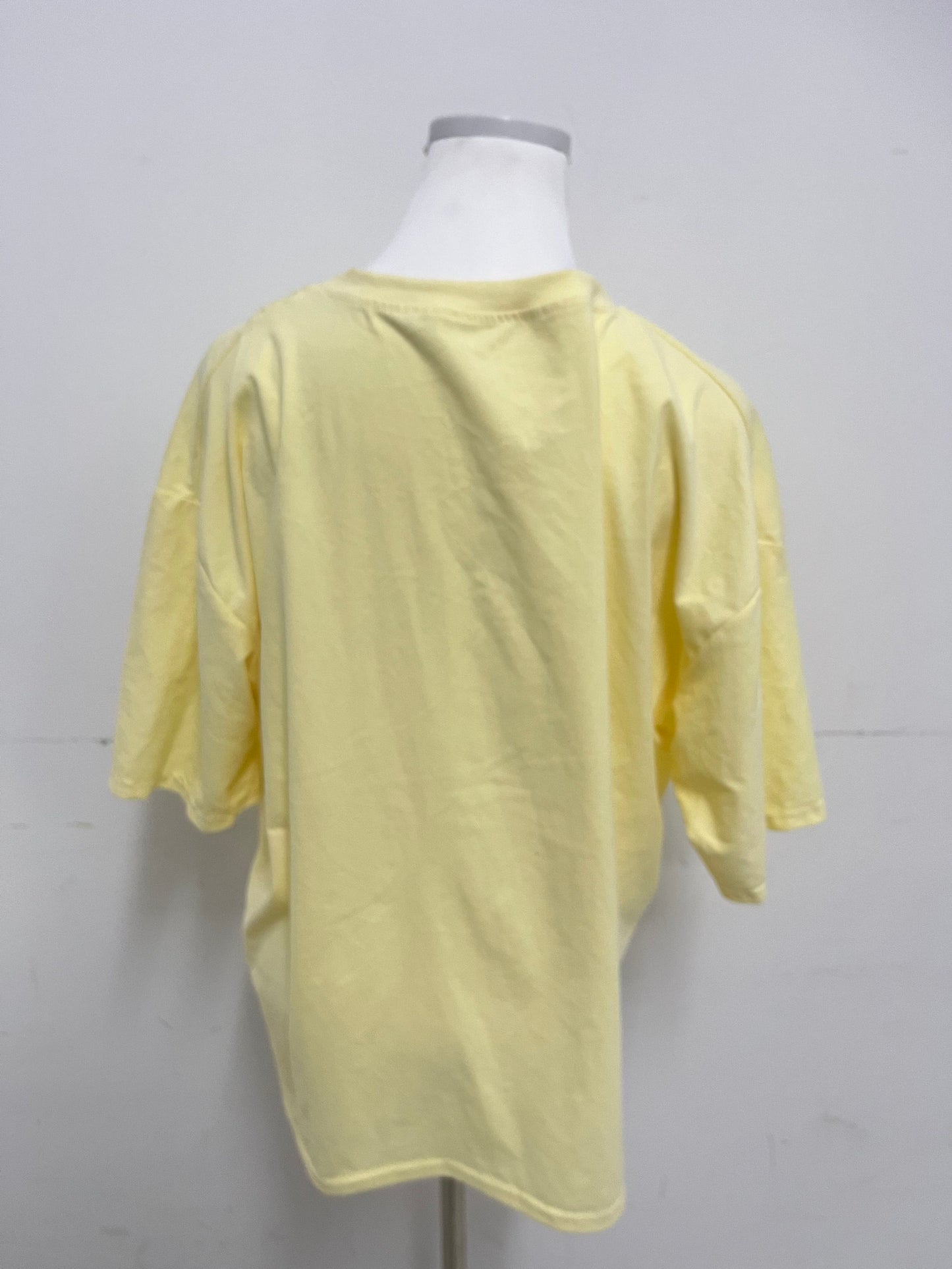 Moonion T-Shirt - 100% Mulberry Silk Yellow for Effortless Luxury