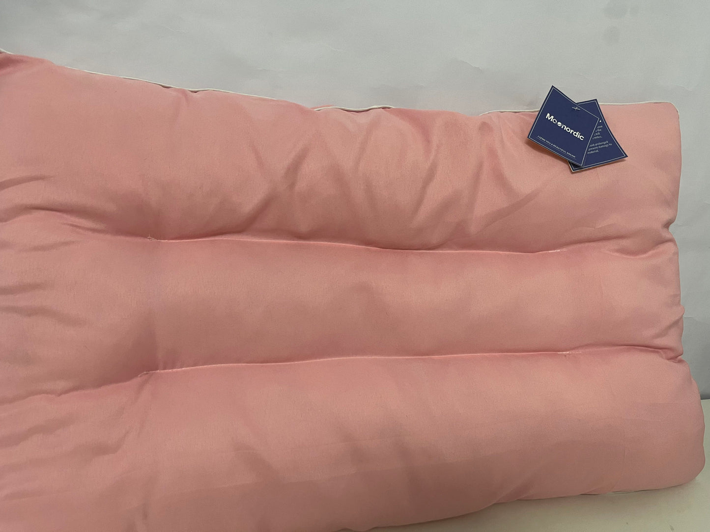 Moonordic Silky Smooth Pillow Cherry Blossom Pink Comfortable & Skin-Friendly A Great Rest Item for Sleep & Neck Care