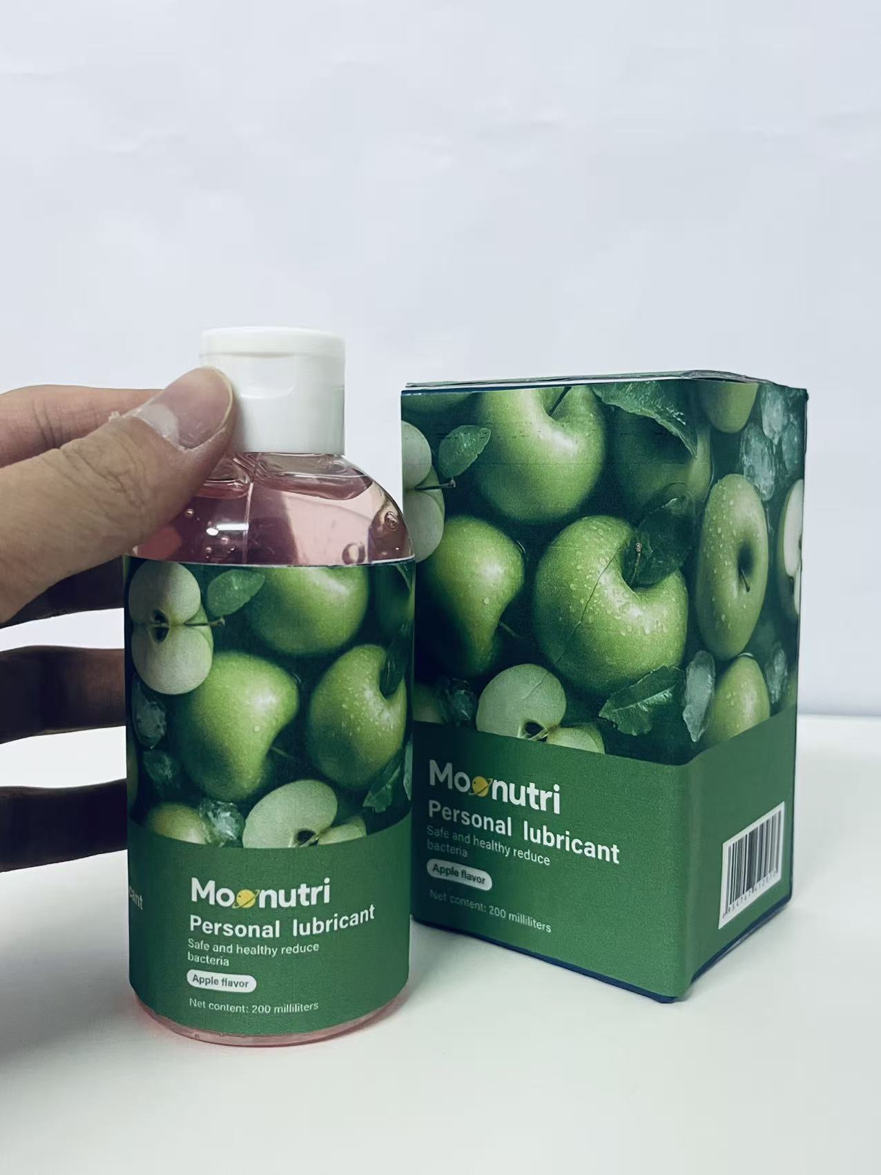 Moonutri Green Apple Flavor Personal Lubricant