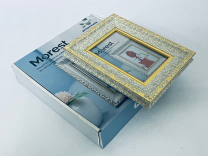 Morest European Vintage Pattern Picture Frame, Light Luxury Art Tabletop Frame to Freeze Beautiful Moments in Life