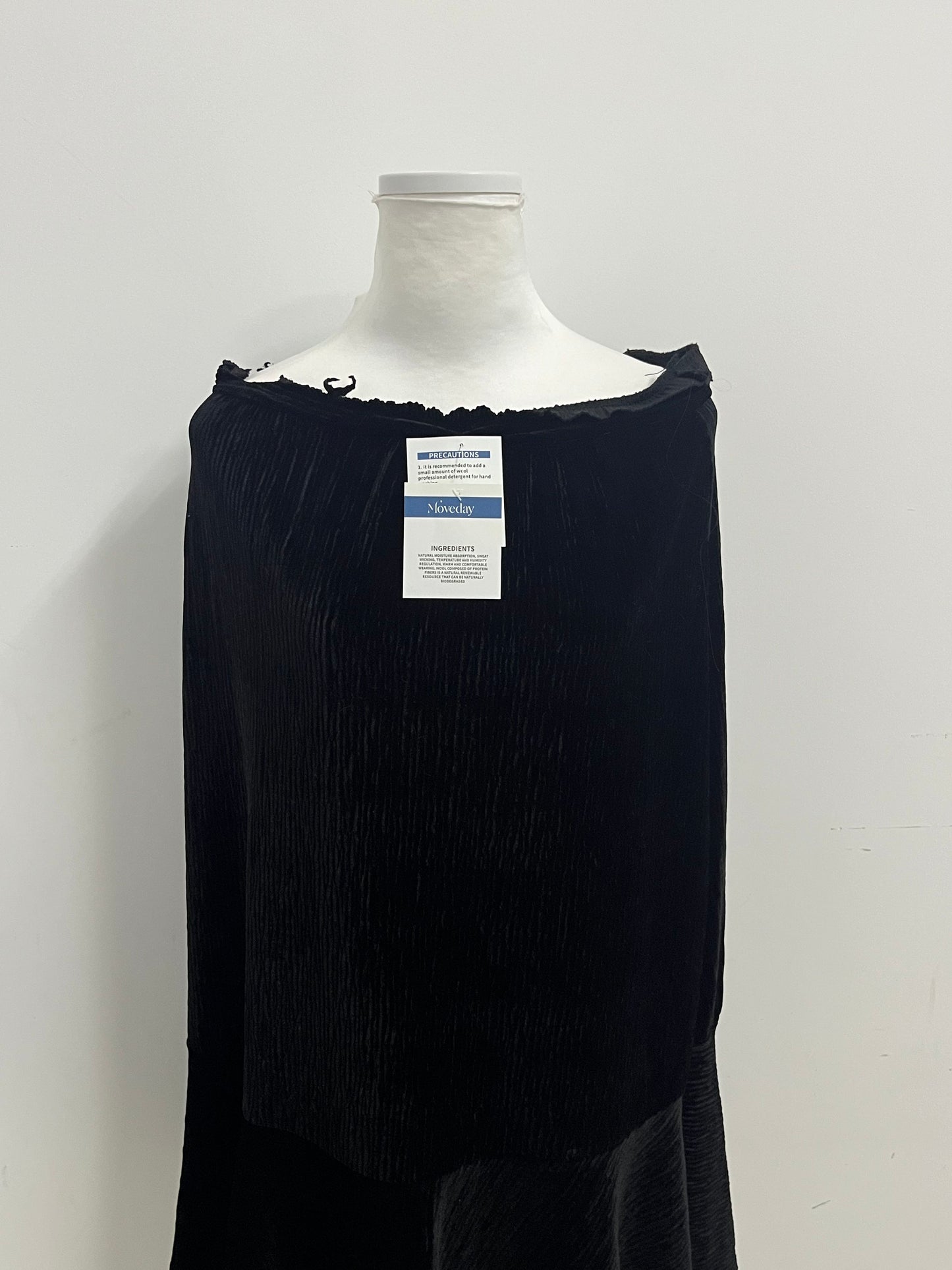 【Moveday Black Pleated Skirt】—— Elegant & Versatile Daily Wear Choice