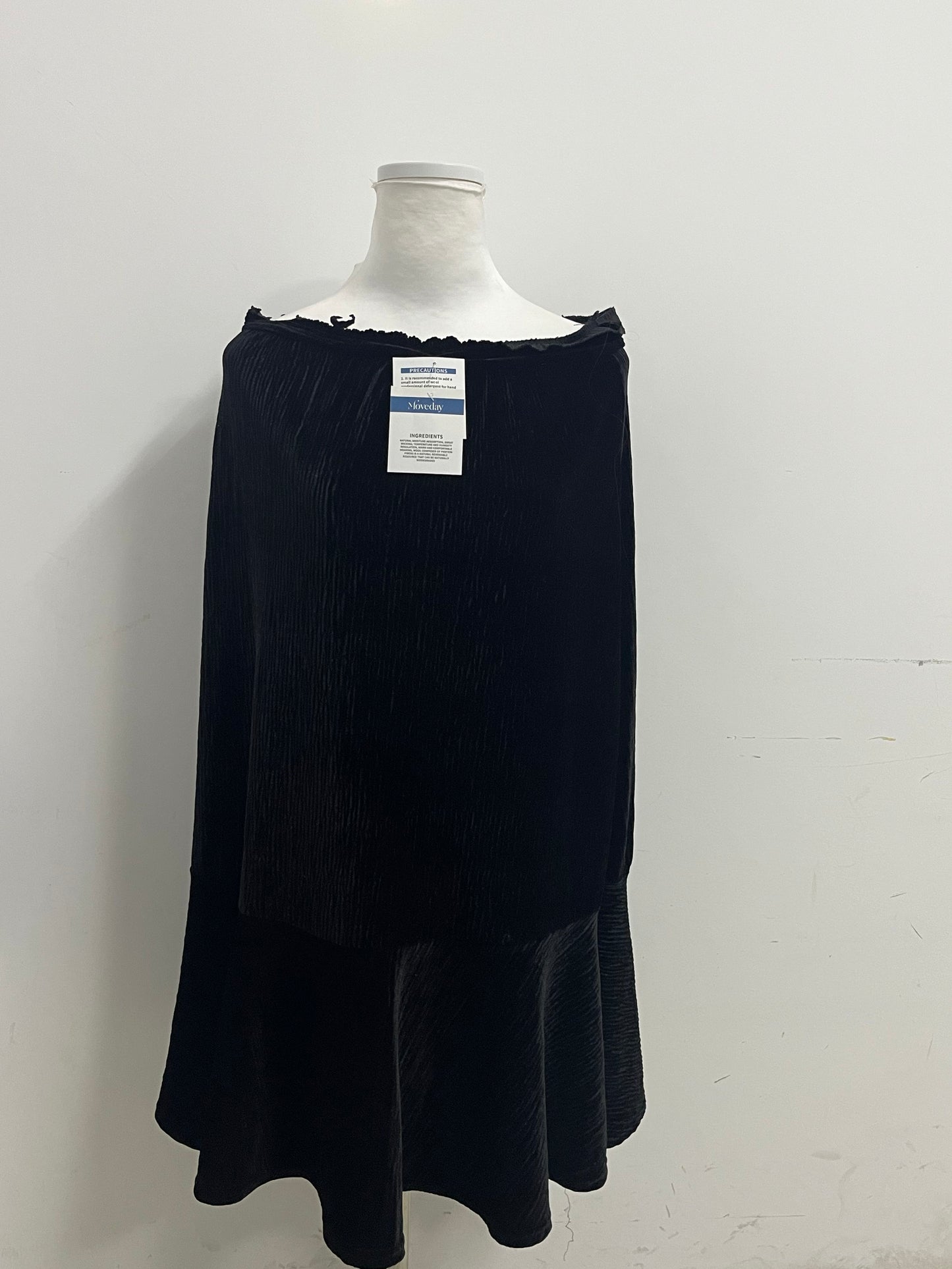 【Moveday Black Pleated Skirt】—— Elegant & Versatile Daily Wear Choice
