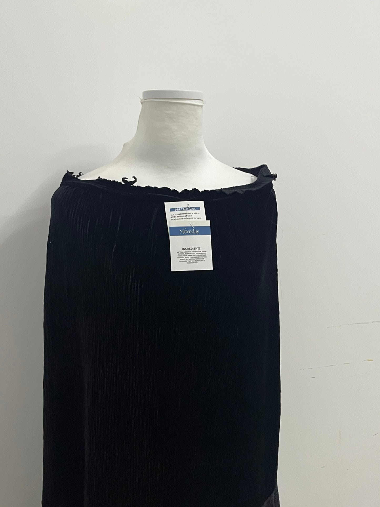 【Moveday Black Pleated Skirt】—— Elegant & Versatile Daily Wear Choice