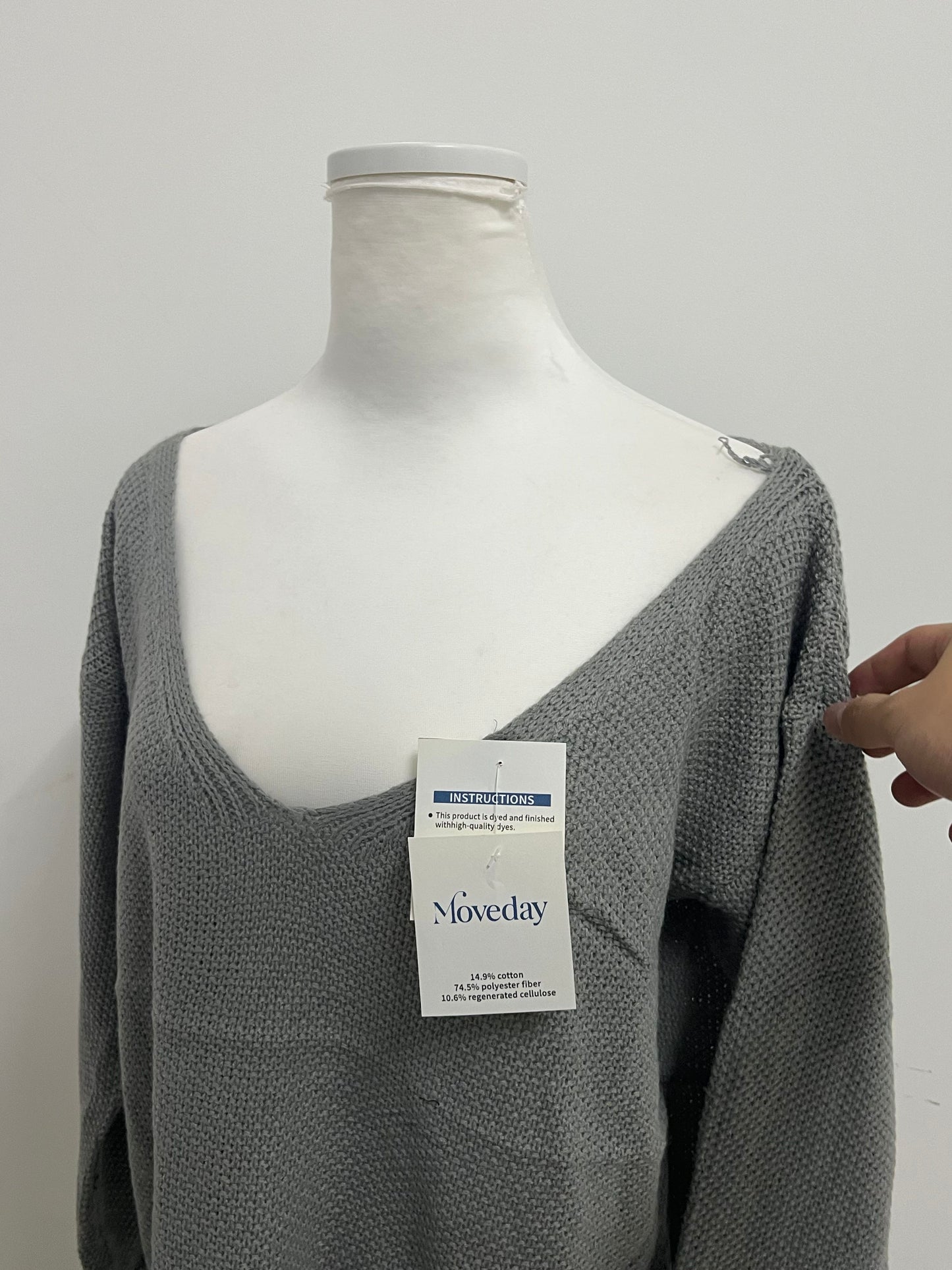 【Moveday Gray Waffle Knit Sweater】—— Cozy & Stylish Daily Wear Choice