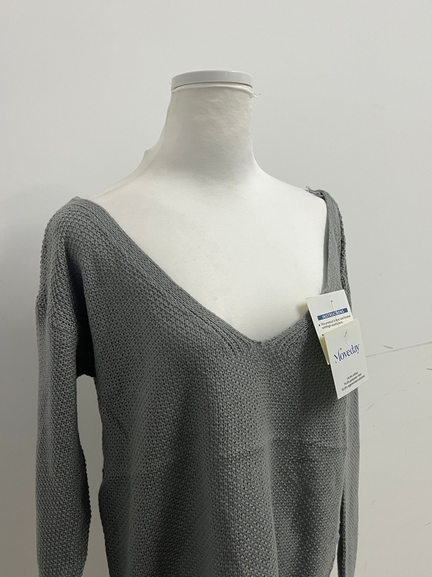 【Moveday Gray Waffle Knit Sweater】—— Cozy & Stylish Daily Wear Choice