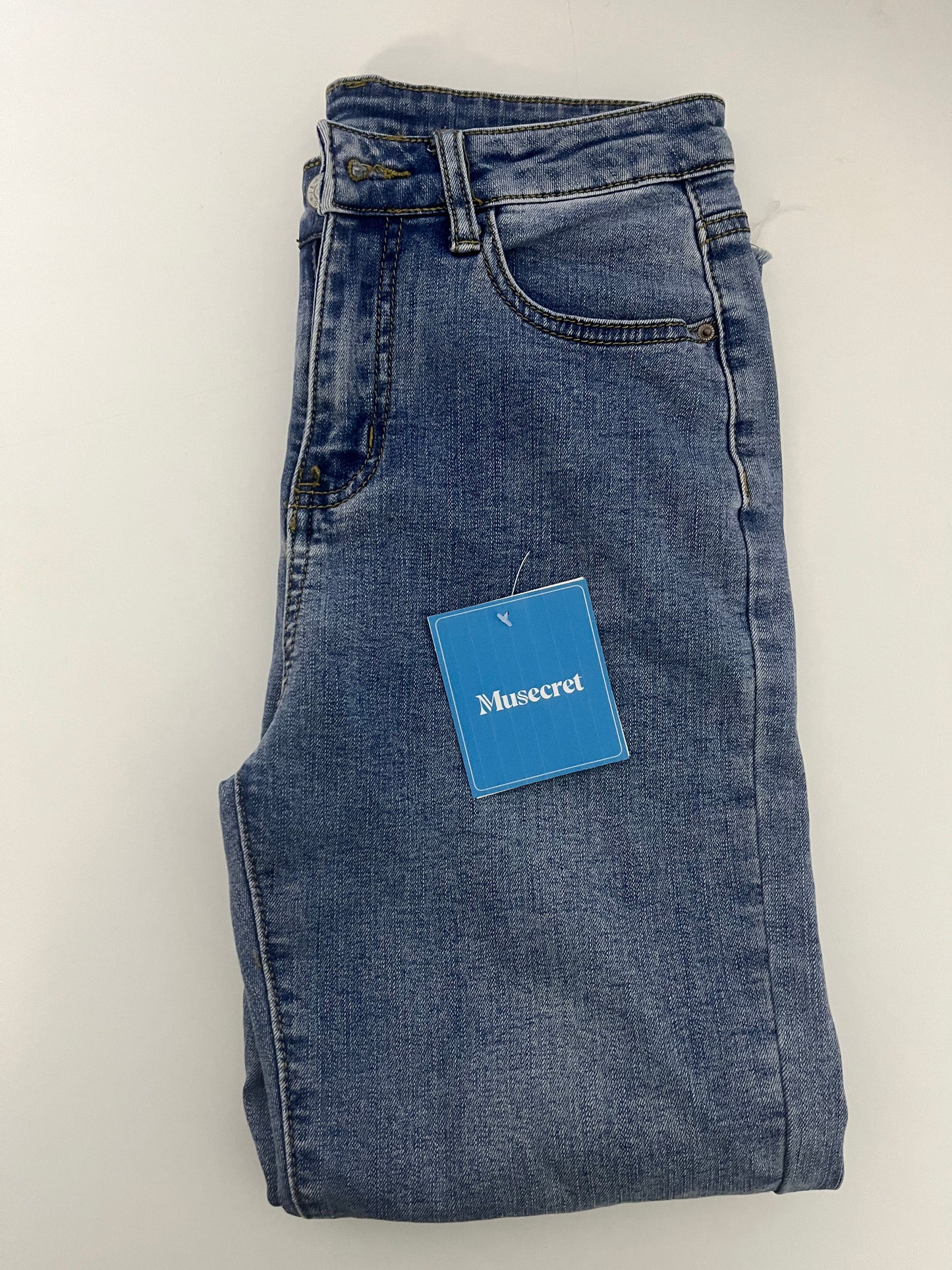Musecret Medium Blue Washed Straight-Leg Jeans - Comfort Stretch Cotton Blend Denim for Daily Wear