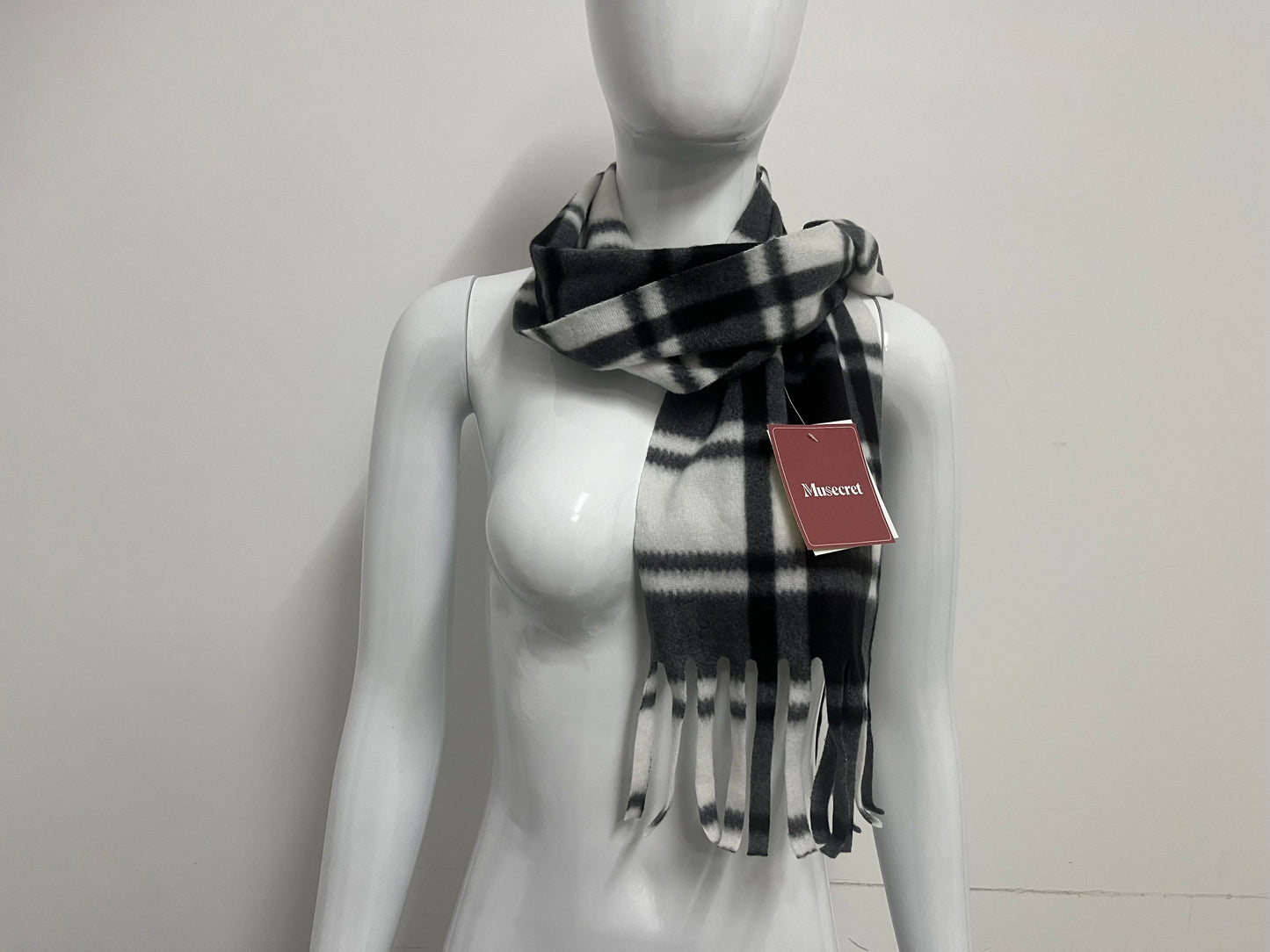 【Musecret Plaid Scarf】—— Warm & Stylish Winter Essential