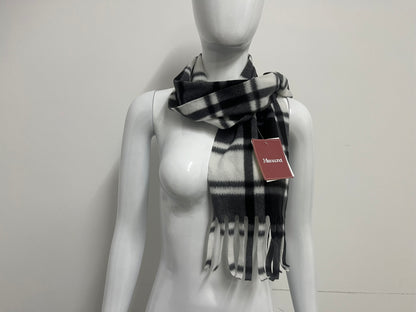 【Musecret Plaid Scarf】—— Warm & Stylish Winter Essential
