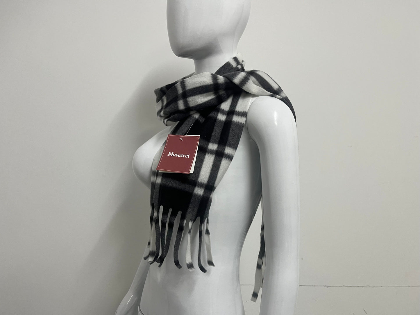 【Musecret Plaid Scarf】—— Warm & Stylish Winter Essential