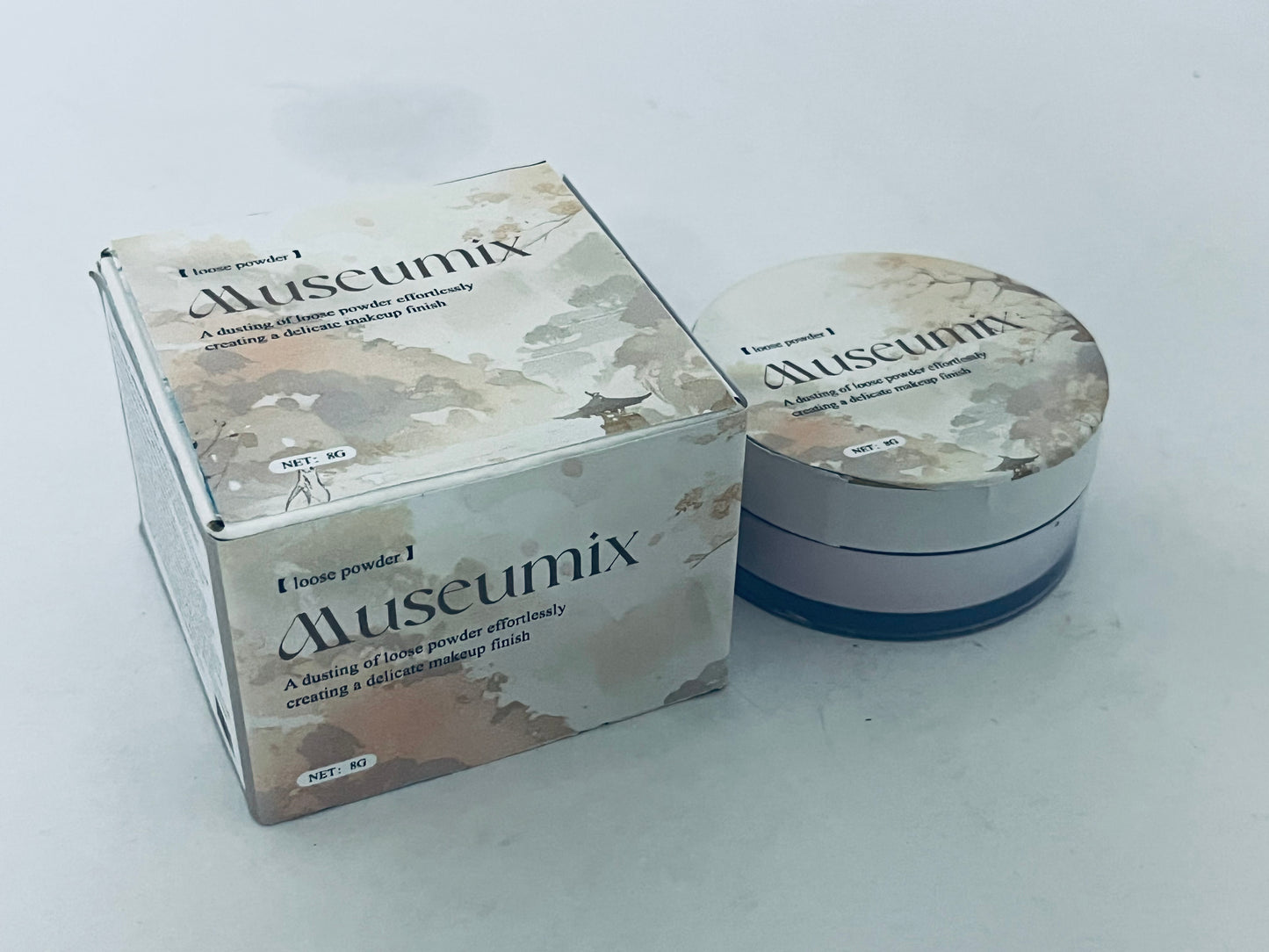Museumix Loose Setting Powder, Lightweight & Long-Lasting Oil Control, Silky Smooth for Soft-Focus Finish, Oriental Aesthetic Packaging, 8g