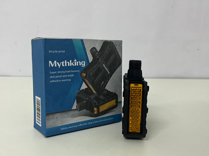 [Mythking Vehicle seat cushions]——Mythking Mountain Bike Pedals - Anti-Slip Reflective Lightweight Platform Pedals