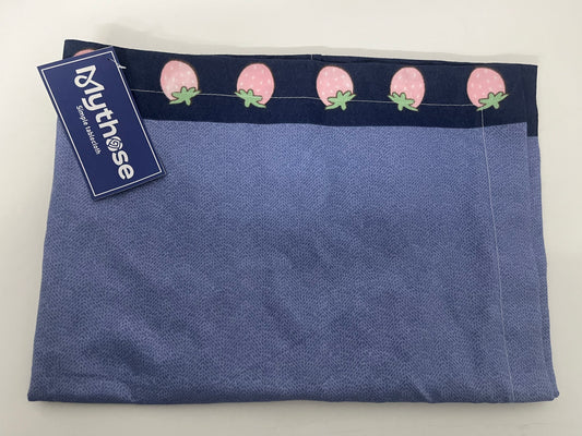 [Mythose Textile tablecloths ]——Mythose Minimalist Cotton-Linen Tablecloth | Cute Strawberry Trim for a Cozy Dining Vibe