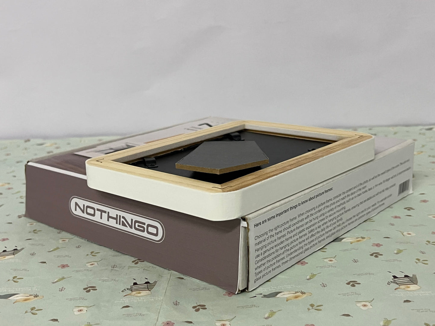 NOTHINGO Picture frames 4x6,Magnetic Wooden Frames, Magnetic Picture Frames for Refrigerator， Magnetic Photo Frames, Magnet Picture Frame, Magnetic Frames for Refrigerator,Photo Board,Art Display, Locker