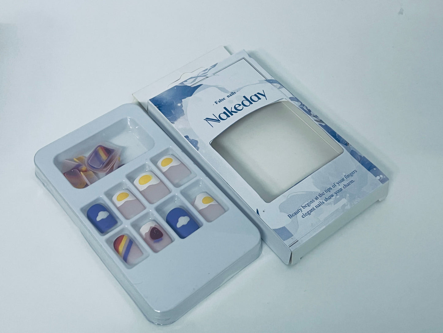 Nakeday Hand-Painted Art False Nails: Healing Aesthetics for Your Fingertips