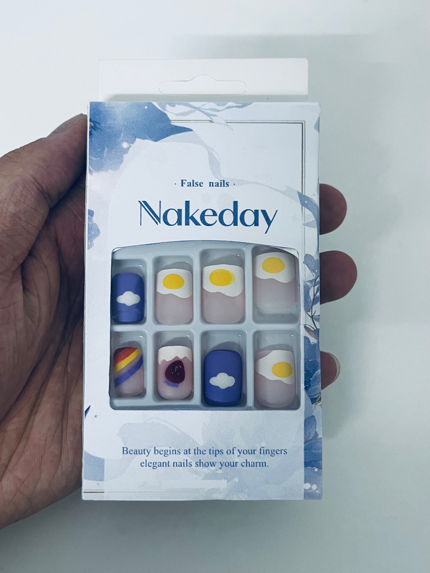 Nakeday Hand-Painted Art False Nails: Healing Aesthetics for Your Fingertips
