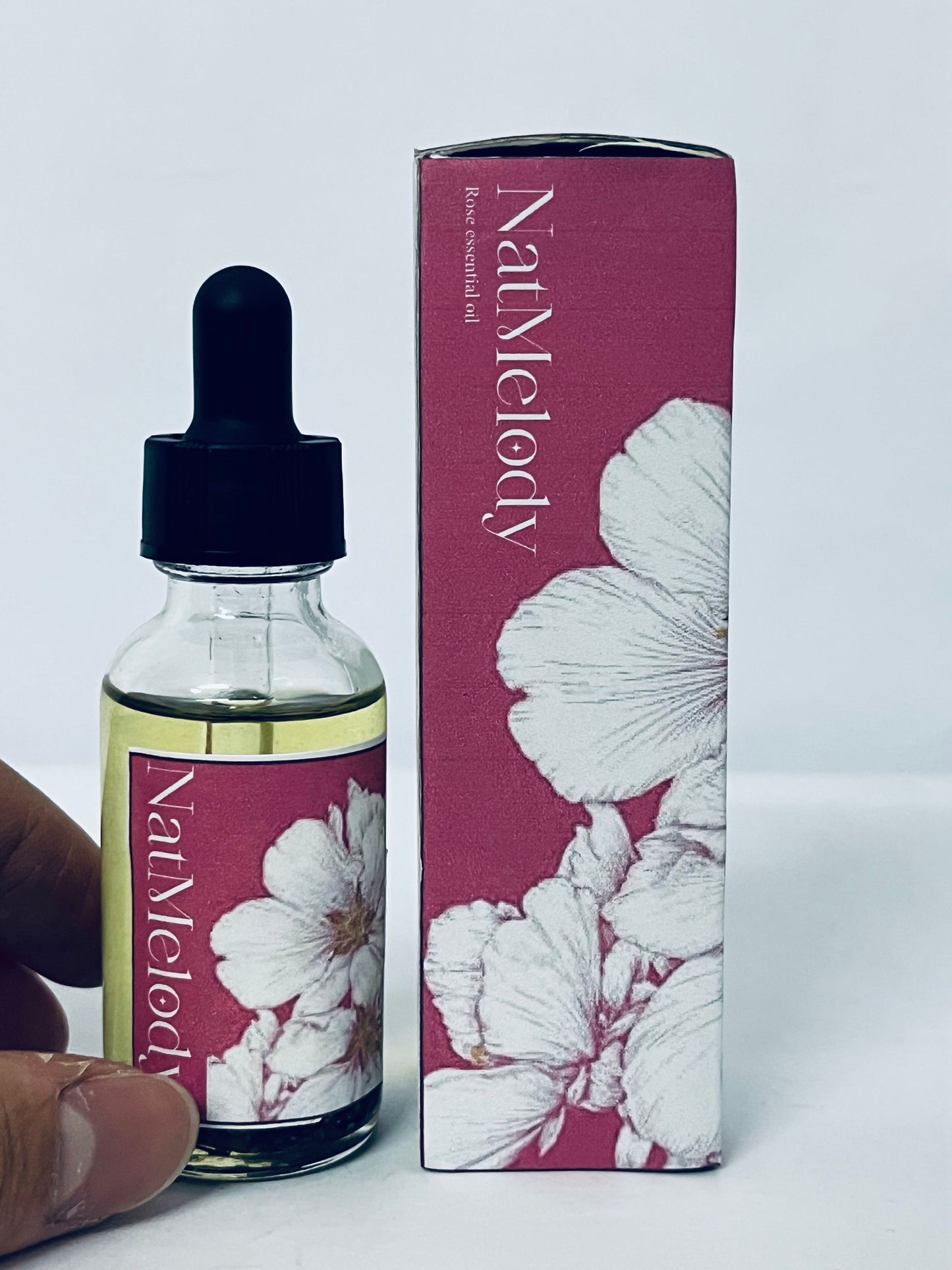 NatMelody White Tea Diffuser Oil - Luxury Essential Oils for Diffuser Refill & Air Freshener Room Spray, Long-Lasting, Natural Home Fragrance and Hotel Scent for Diffusers & Machines