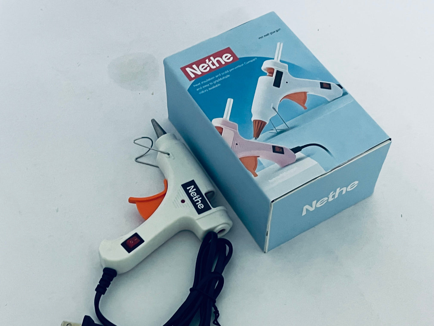 Nethe Hot Melt Glue Gun, Heat Insulation & Anti-Scald with On/Off Switch, Compact Ergonomic Grip, Multi-Color for DIY Crafts, Home Repair, Arts