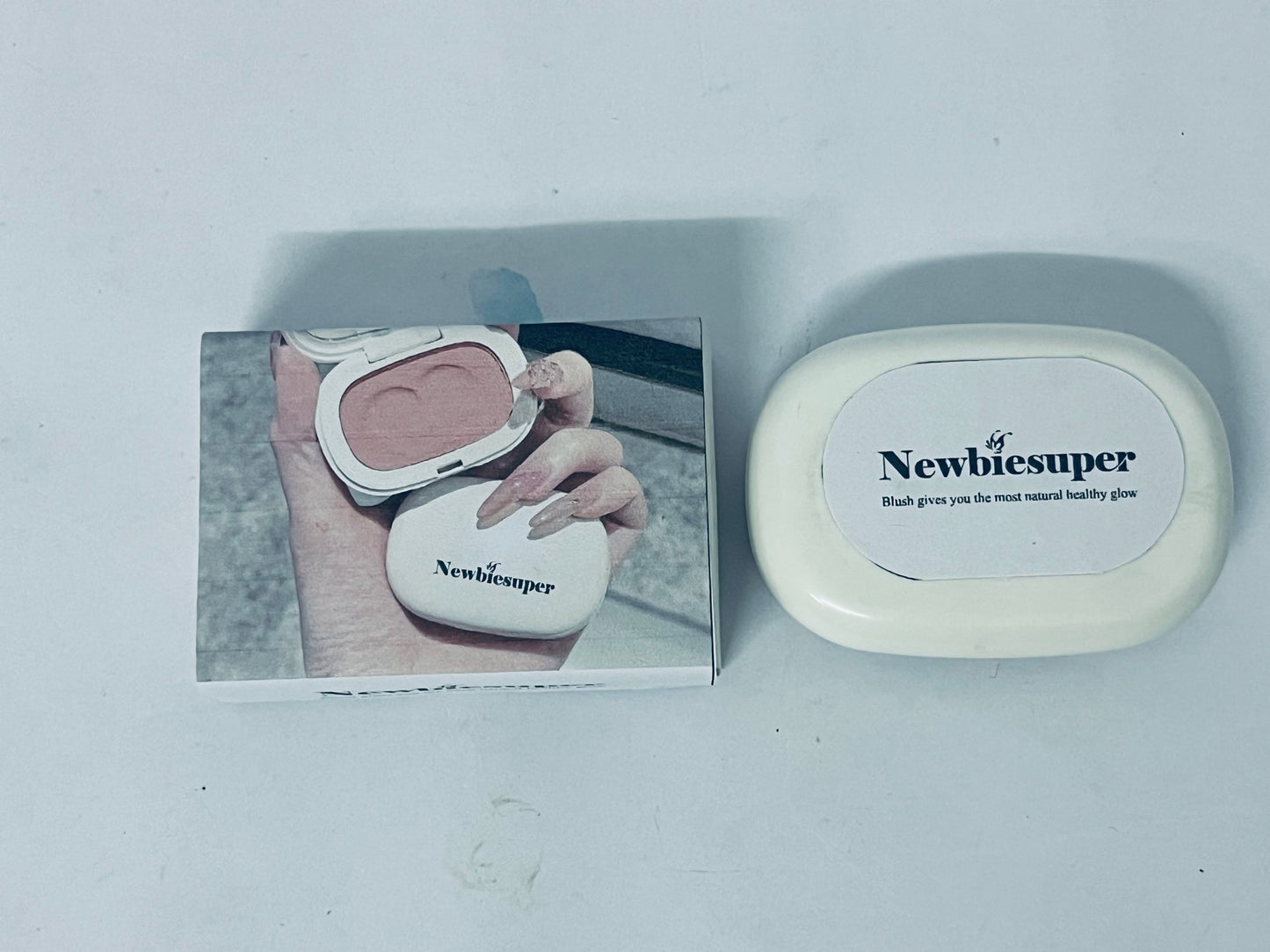 Newbiesuper Blushers Powder Blush , Long-Lasting Color, Enhances Cheekbones, and Provides Natural Radiance