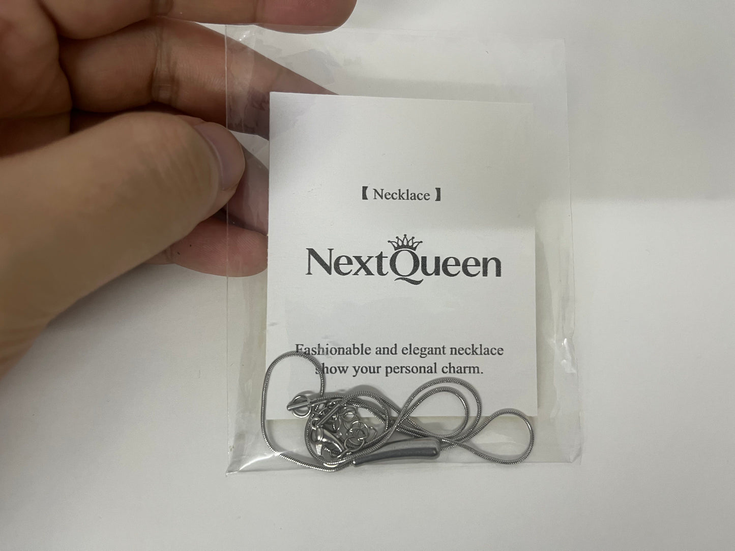 【NextQueen Slim Bar Pendant Necklace】—— Minimalist Elegance for Everyday Style