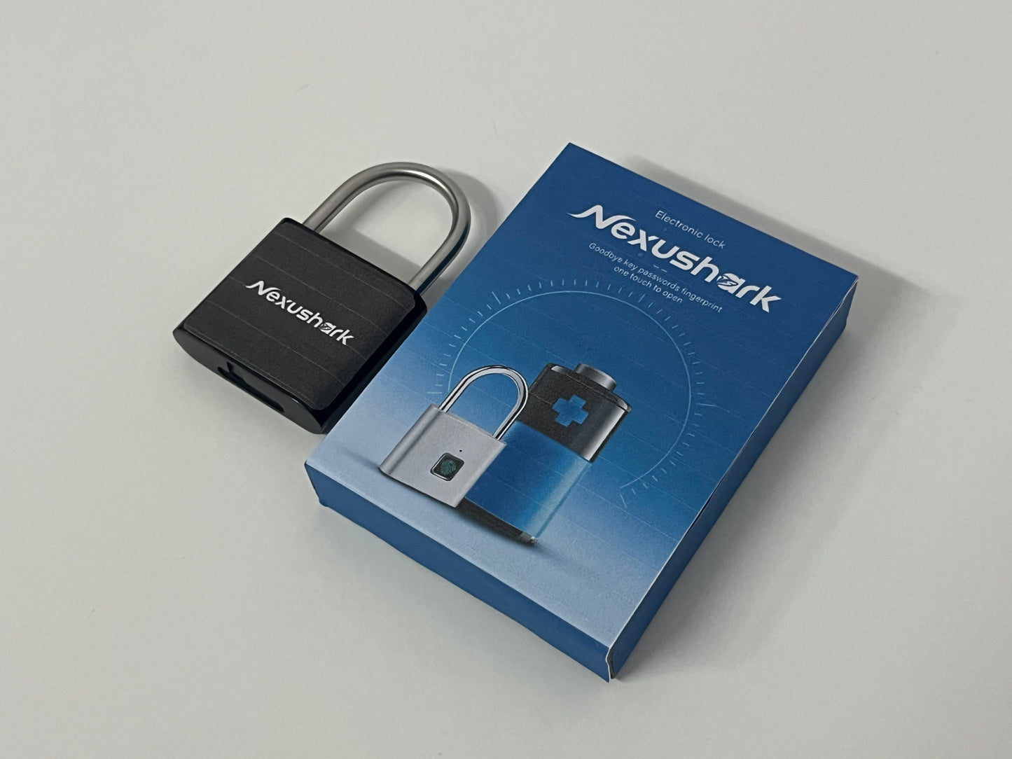 [Nexushark Electric locks]-Smart Fingerprint Padlock - Waterproof Anti-Theft Electronic Lock