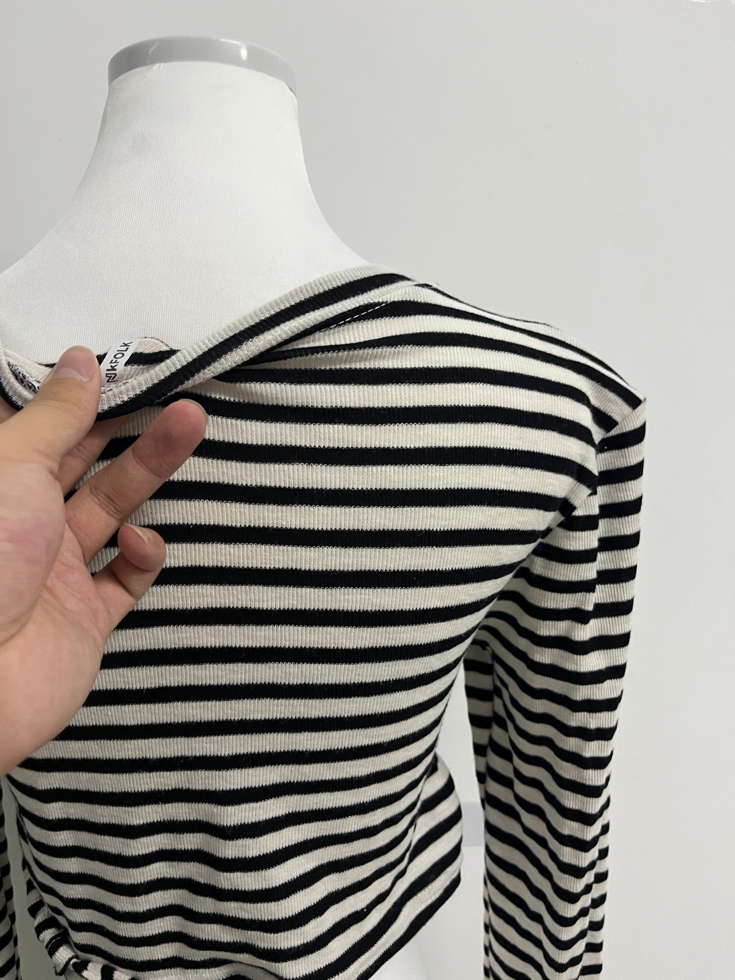 NkFOLK Womens Striped Long Sleeve Crop Top Crewneck Basic Fitted T Shirts