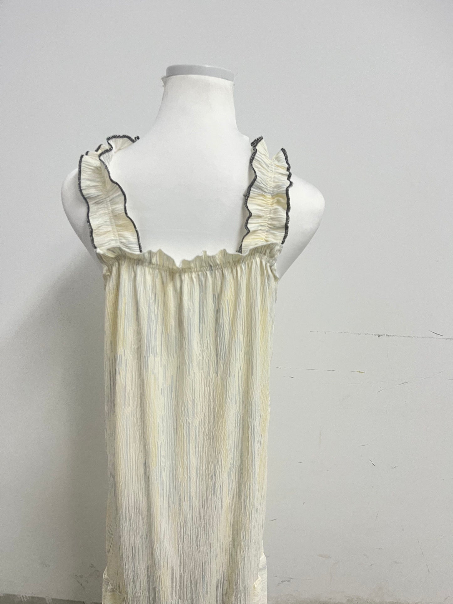 【Noassume Cream Textured Camisole Dress】—— Delicate & Comfortable Loungewear/ Casual Dress