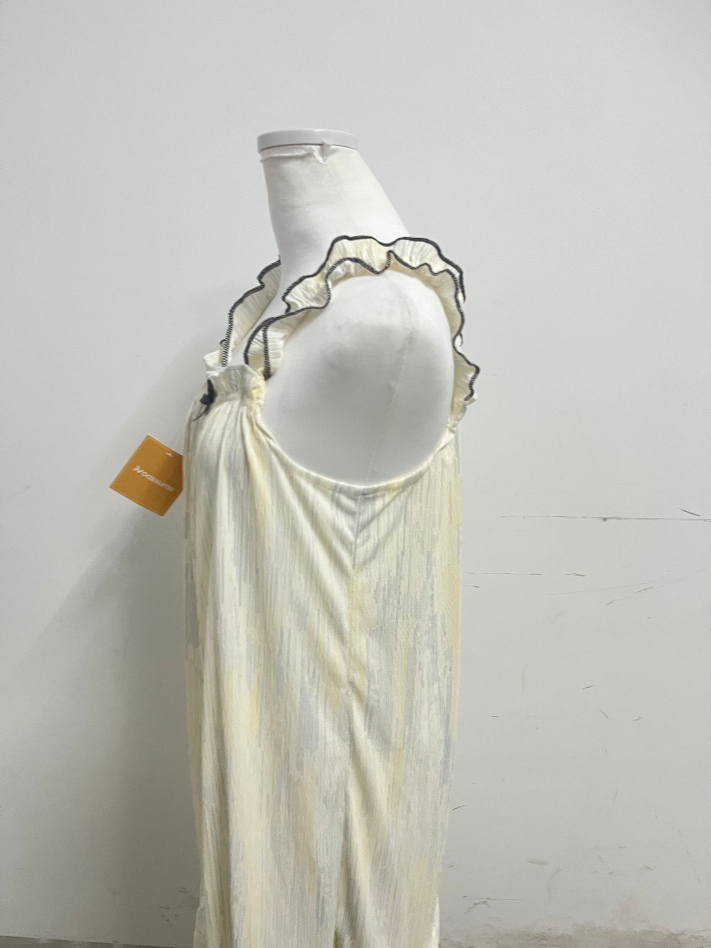 【Noassume Cream Textured Camisole Dress】—— Delicate & Comfortable Loungewear/ Casual Dress