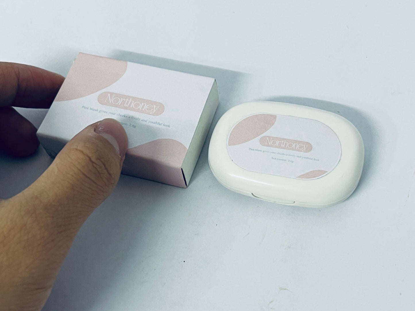 Northoney Rose Pink Blusher Single,Matte Ultra Fine Lightweight Powder Multiuse Blendable Makeup Blusher for Women Girls